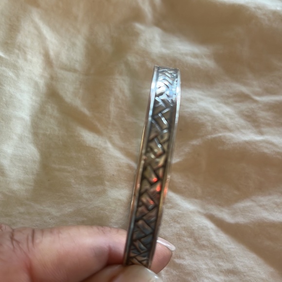 Silver bangle - Picture 3 of 3
